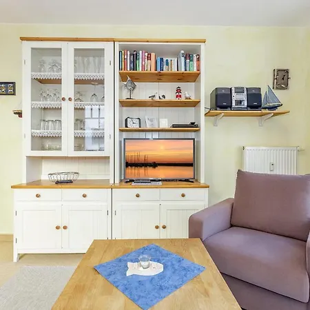 Strandstrasse 32 Strandstrasse 32-49 Apartment Kuehlungsborn
