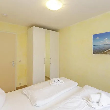 Strandstrasse 32 Strandstrasse 32-49 Ostseebad Kühlungsborn