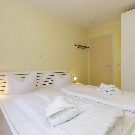 Strandstrasse 32 Strandstrasse 32-49 شقة *