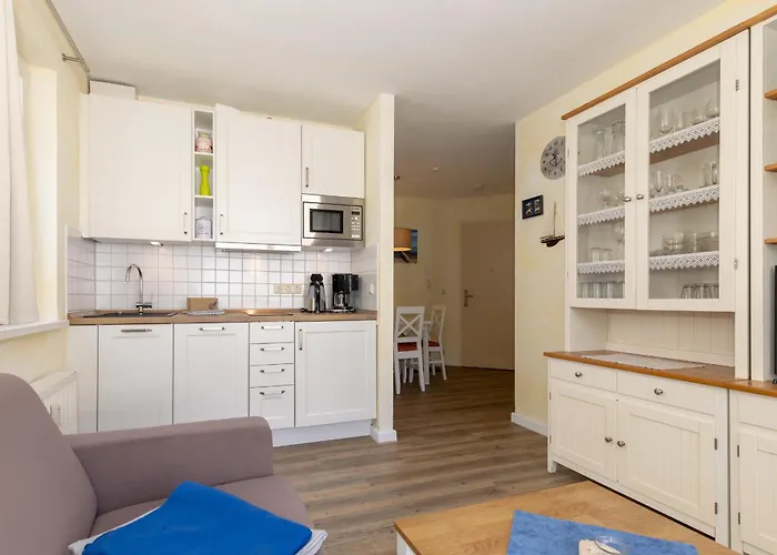 Strandstrasse 32 Strandstrasse 32-49 شقة Ostseebad Kühlungsborn