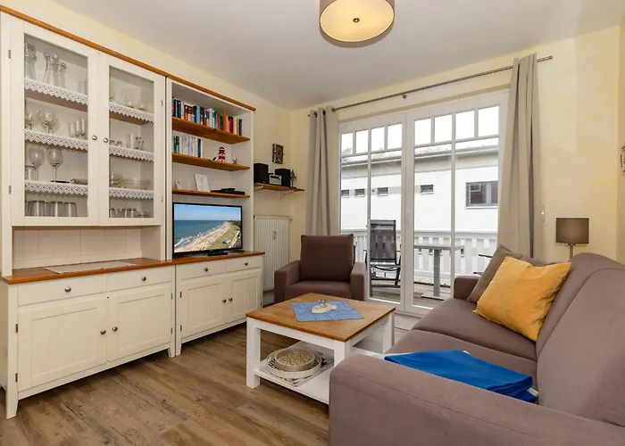 Apartment Strandstrasse 32 Strandstrasse 32-49 Kuehlungsborn